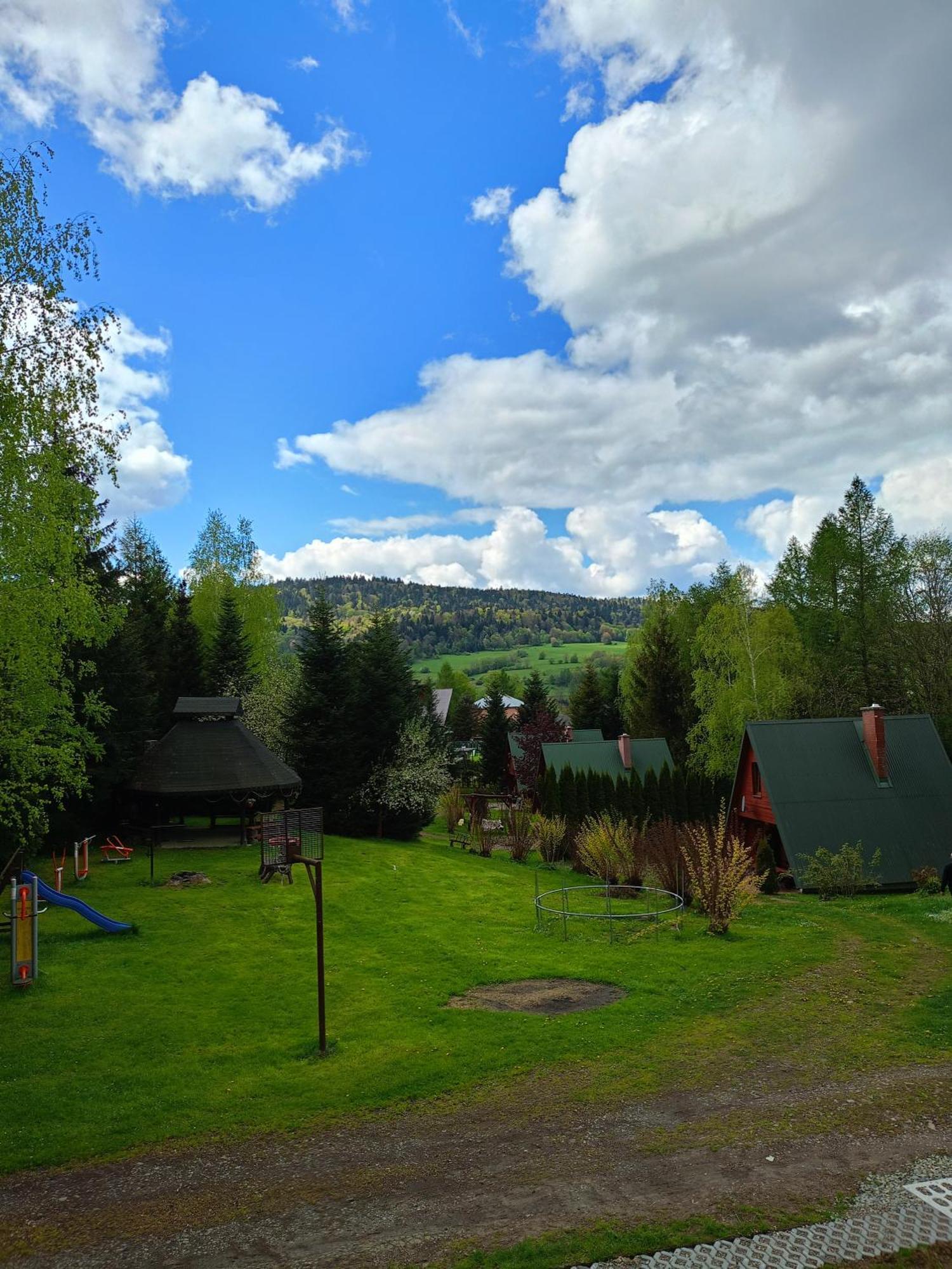 Domki Nad Potokiem W Baligrodzie Luaran gambar